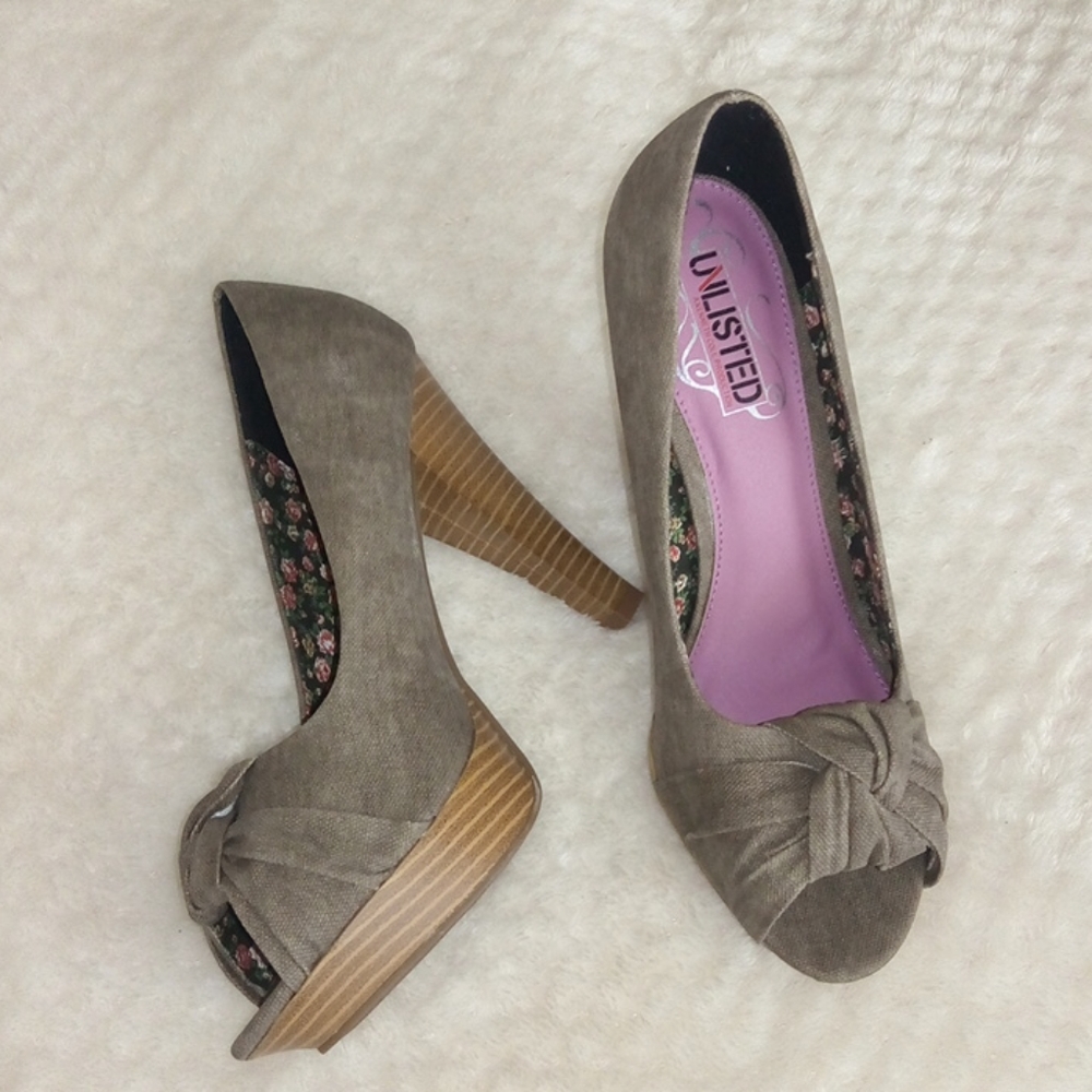 Unlisted heels